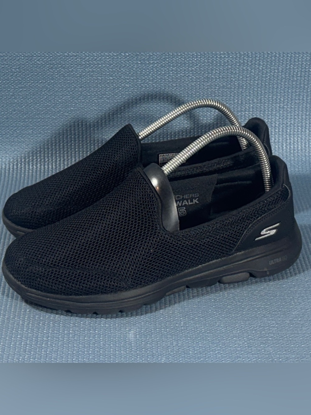 Skechers Women’s Black GoWalk 5 Ultra Go Casual Slip On Shoes Size 8.5
